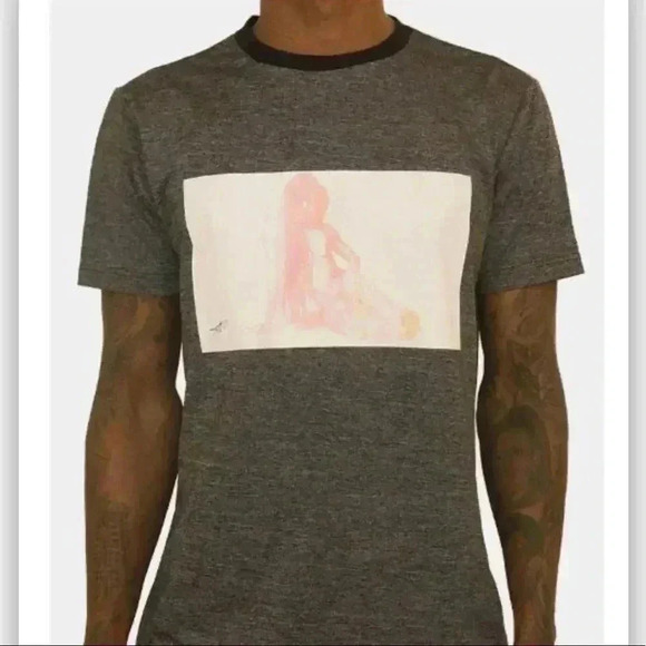 Covergirl Front Athletic Grey Tee NWT - Picture 1 of 1